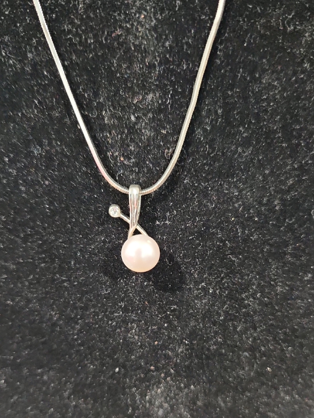 Vintage Pink Pearl Pendant Necklace - Women Jewelry